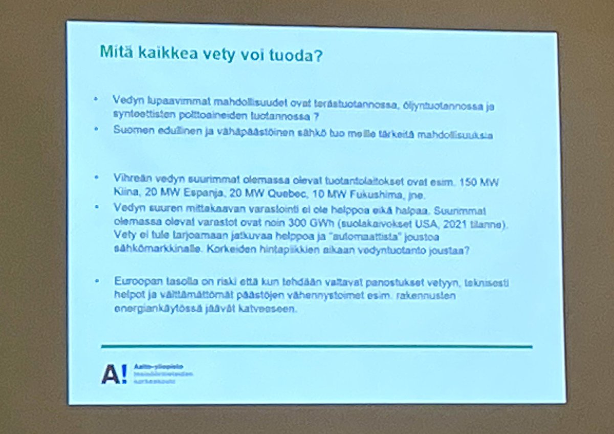 Vedystä puhutaan myös #Paikallisvoima vuosiseminaarissa. Suurin potentiaali teollisuuden päästöjen vähentämisessä, sen sijaan vety ei tule tarjoamaan jatkuvaa helppoa tai automaattista joustoa sähkömarkkinoille. Näin arvioi professori Sanna Syri. #vety