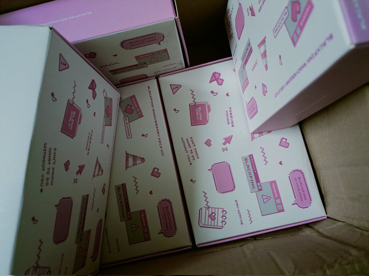 Rahim52273533's tweet photo. WTS blackpink Deco kit full set without any photocards
-include everything except photocards
RM15/Each set Exc local Postage

Tags
WTS WTT wtb 
#pasarblackpink #pasarblackpinkmy https://t.co/FgEhcWZkAO