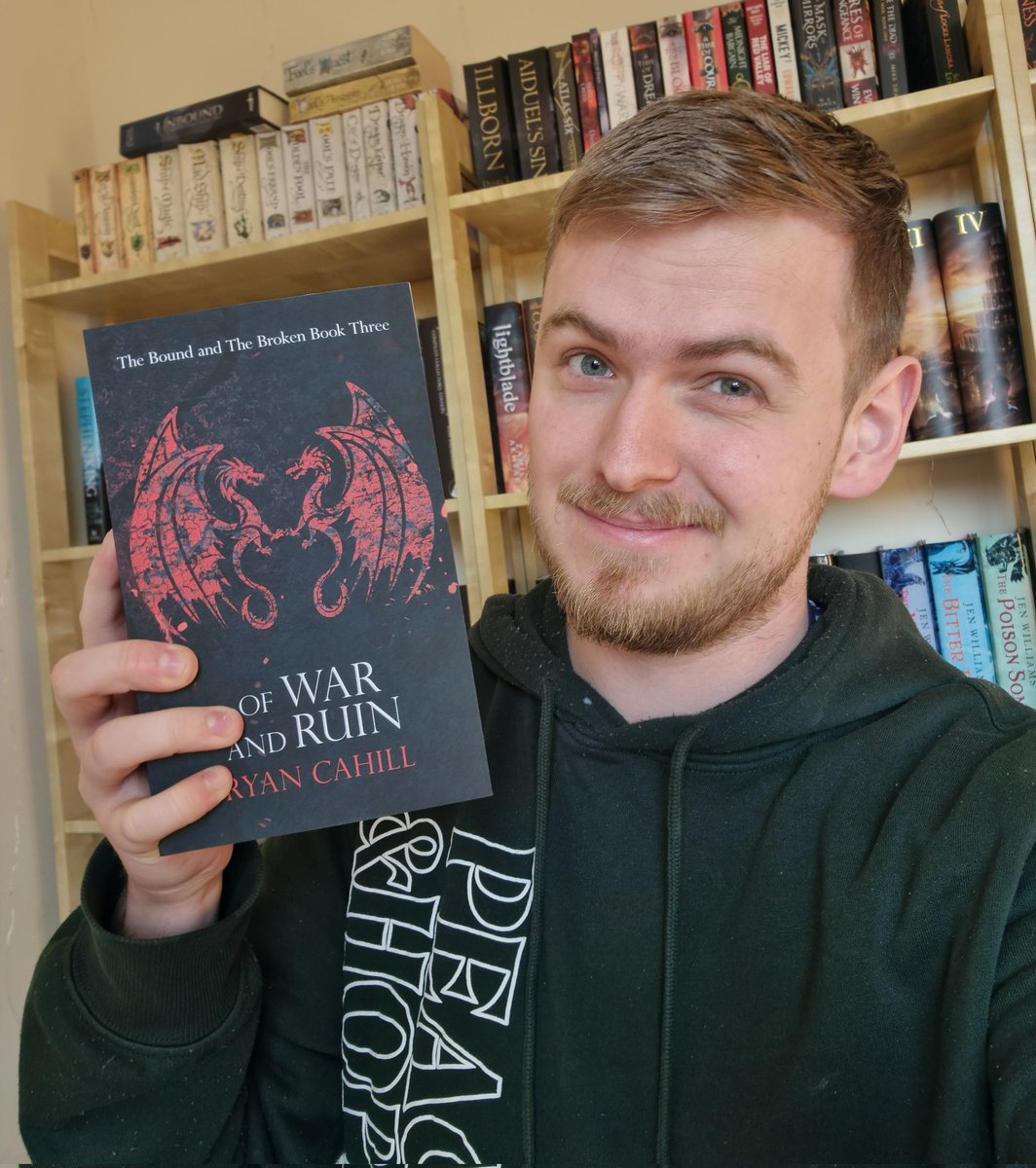 GIVEAWAY 👀 There are only two physical copies of Of War and Ruin by @RCahillAuthor in the world (as of now) and I have both of them. However, I don't need two copies so I am giving away one of the proof copies! Just retweet and follow to enter! UK only due to shipping costs!