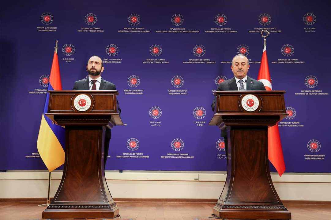 AraratMirzoyan's tweet photo. Our meeting today is determined by disaster that claimed many lives,however, being in Türkiye at this difficult moment,I would like to reiterate readiness &amp;willingness of🇦🇲build peace in reg, establish dip rels &amp;fully open border btw #Armenia &amp; #Türkiye. ➡️https://t.co/BYdVbSMtVu https://t.co/1htjeSAvhy