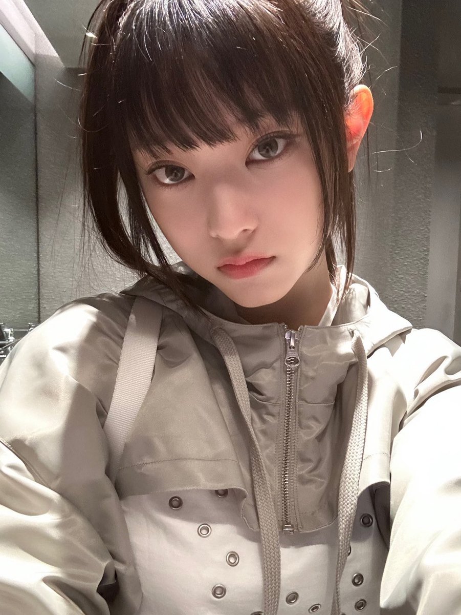 What a gaze to be hold.