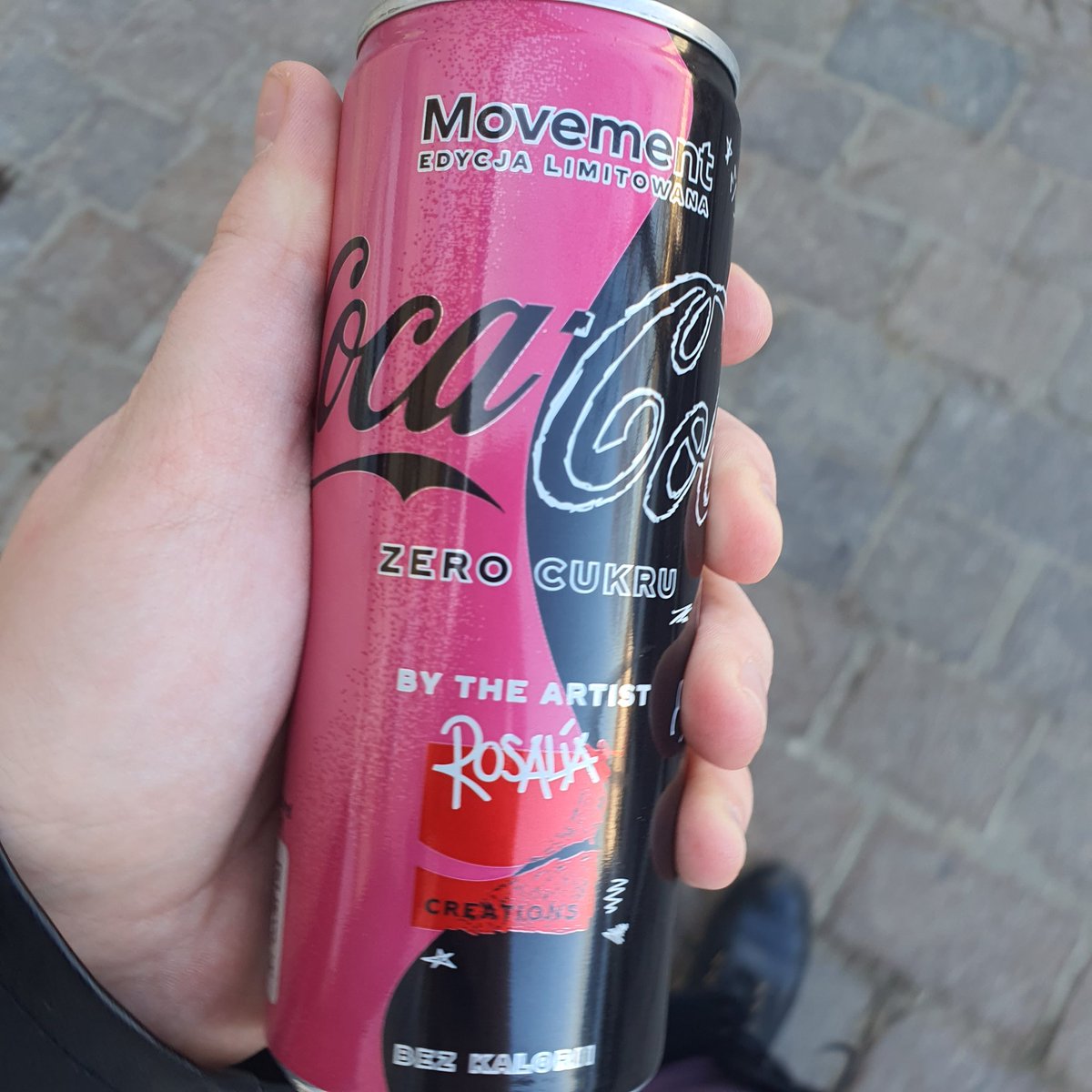 LilacJuvia's tweet photo. We have Rosalia coca cola before the US does lmaoo https://t.co/JBah141WQ2