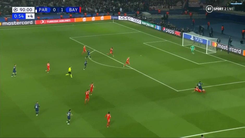 JfScarfo's tweet photo. Pavard watching the ball instead of his man, creating a blindside for Messi to get in-behind -> Through ball and red card for the defender https://t.co/4Pyn2u6PR4