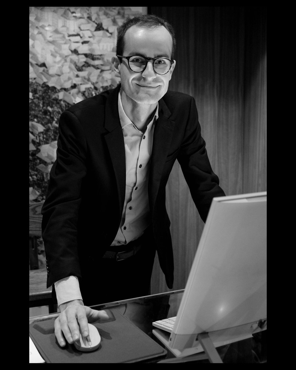 EmblemHotel's tweet photo. PEOPLE OF THE EMBLEM PRAGUE

Without our staff we would be nothing and the atmosphere and service that they provide every day is what makes us successful. ❤️

“We get to make people happy and every day at The Emblem Prague is like no other. Ensuring that all of our day-to-day ope https://t.co/VeGe2Y5a9F