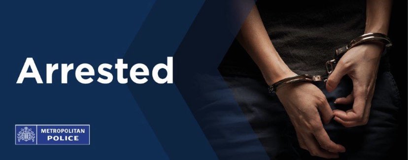 MPSViolentCrime's tweet photo. Officers from VCTF #Syndicate8 working in @ealingMPS respond to reports of a person being stabbed in the neck
It didnโt take our ๐ฎโโ๏ธ long to track down those believed responsible
2 x Suspects arrested on suspicion of Attempted Murder
#knivestakelives
#tacklingviolencetogether https://t.co/PQbsjTxgs0