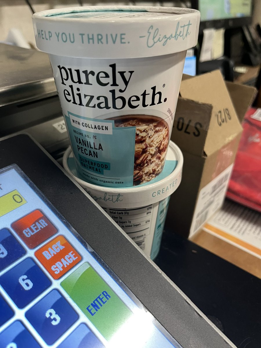 #ooc what kind of deal did <a href="/SandsAntoinette/">Antoinette</a> make to get her own outmeal cups🙄