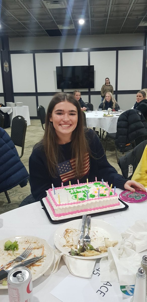 WHSTrips's tweet photo. WHSki23 enjoyed some birthday cake followed by bowling &amp; mini golf last night https://t.co/QzJ479bPuQ