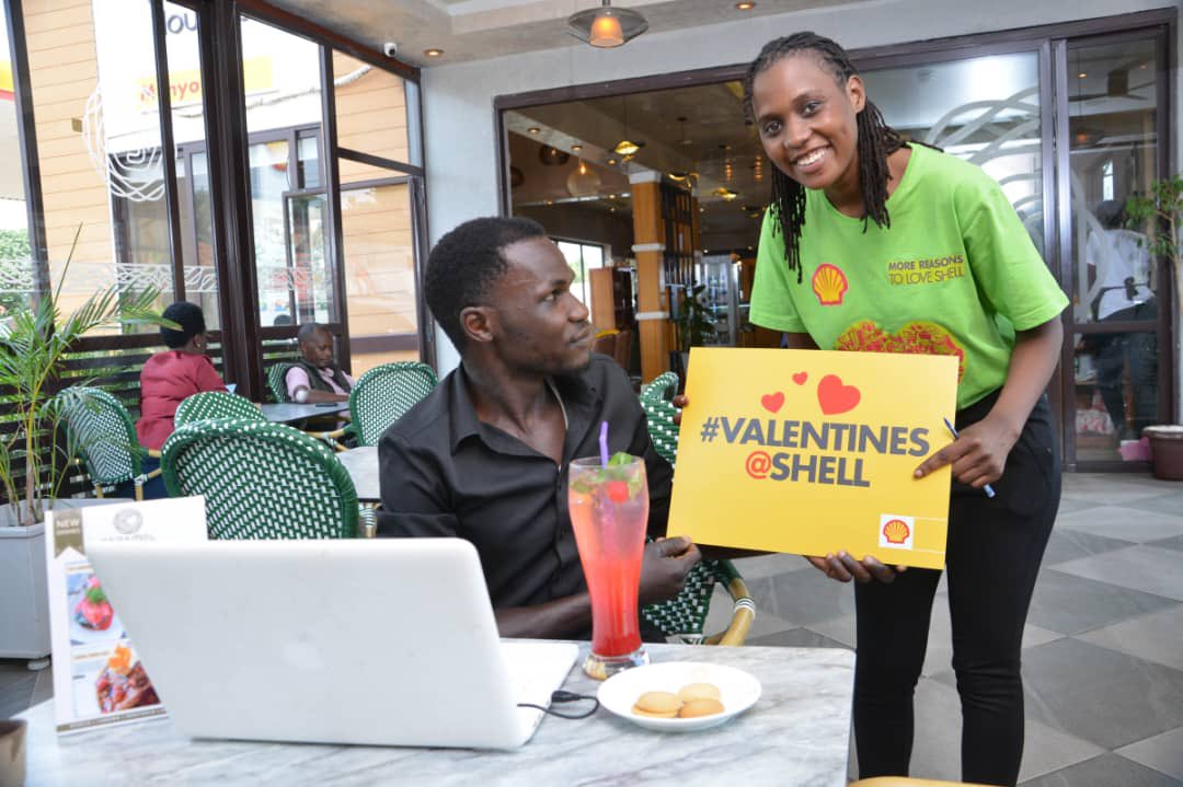 QuteJR's tweet photo. Your Vals Day didnโt go as expected?
Well, @Shell_Uganda customers canโt relate
These were beautiful moments as Shell and itโs customers spread love courtesy of the #ValentineAtShell campaign yesterday! https://t.co/6u93hOSafg