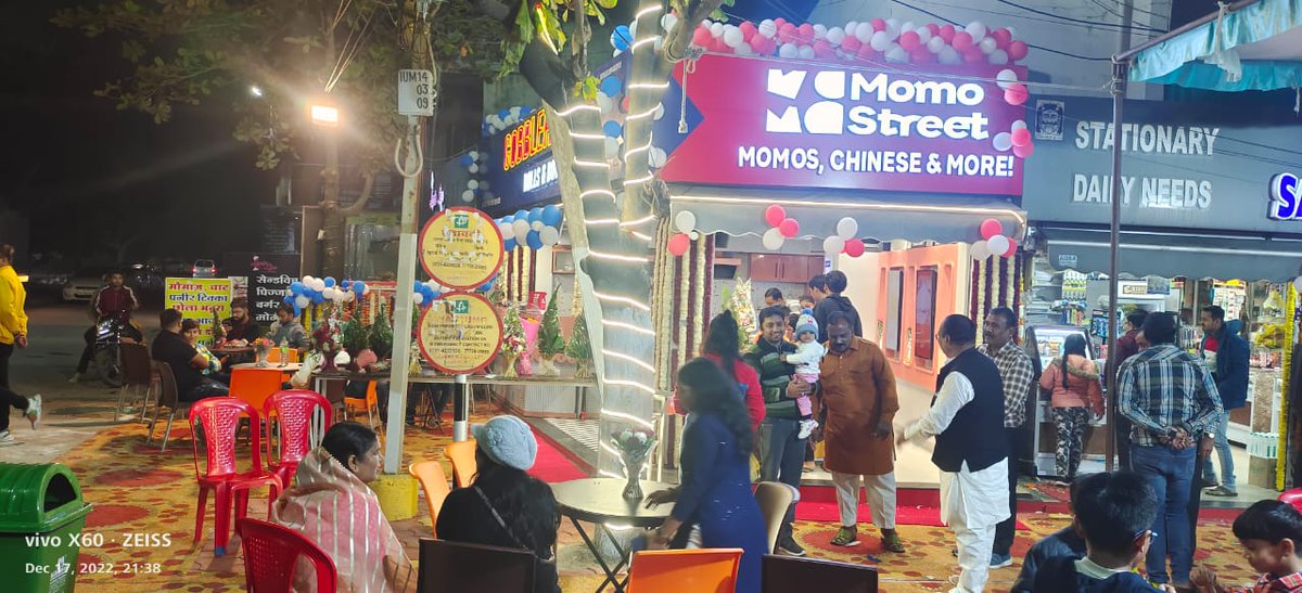 FranchiseByte's tweet photo. #franchisebyte #franchise #franchisebusiness #entrepreneurs #investment #business #opportunity #profit #roi #invest #franchiseowner #expandbusiness #growth #franchisemodel #franchisepolicies #franchisemarket #foodindustry #foodie #foodbusiness #momoschallenge #momo #momostreet https://t.co/yetmwne5Xx