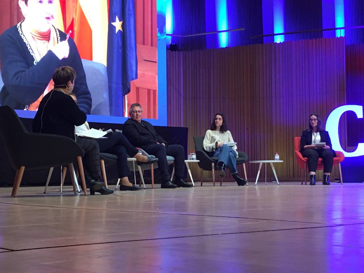 Coral Latorre: ‘La falta de calidad de la FP publica no es culpa del profesorado que lo da todo’

Laura Bermejo de <a href="/CANAE/">CANAE</a>: ‘No hay orientadores suficientes’