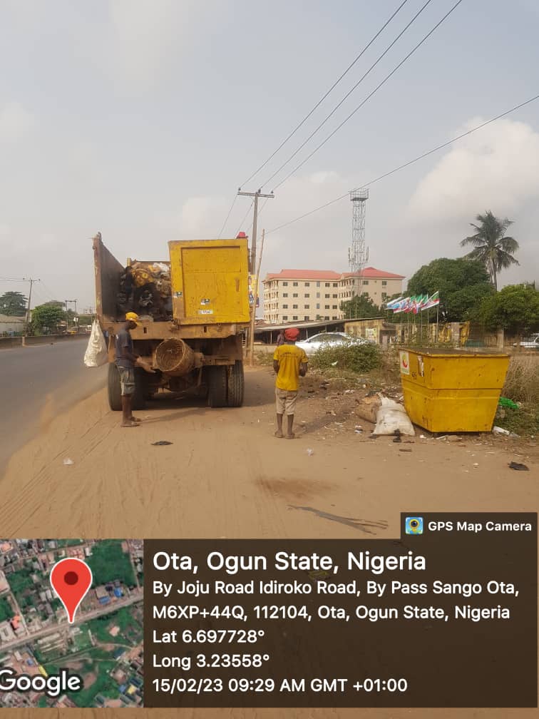 OGWAMA2's tweet photo. Ipinle Ogun, Imototo Ayika wa, Ajumose wa ni 🤝.
#KeepOgunClean #ogwama #wastemanagement #worldcleanupday #OGSG #beresponsible #ISEYA #advocacy #environmentallyfriendly https://t.co/AhEfKx1T9e
