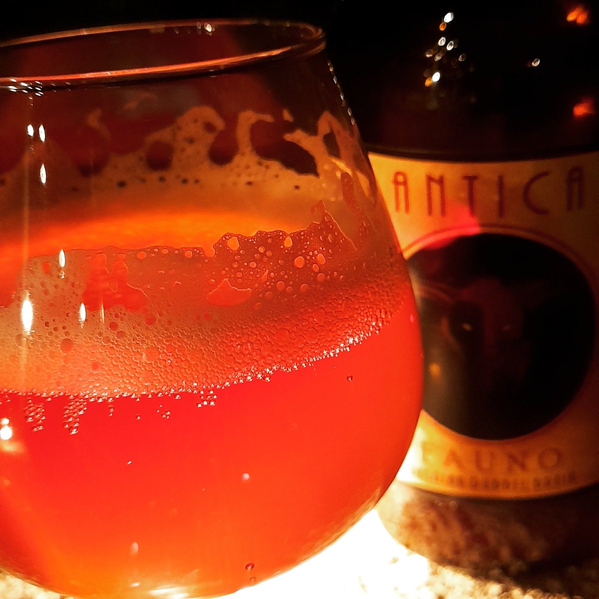 "Cuando la alquimia calla nace la Poesía.  Cuando la poesía calla nace el Amor. Cuando el amor calla nace la Armonía. Cuando la armonía calla nace El Silencio."
- Ana Kareya Mirra

Vive tu experiencia ANTICA. 

Reserva por privado,
o en:
<a href="/birravauy/">Birravauy</a>