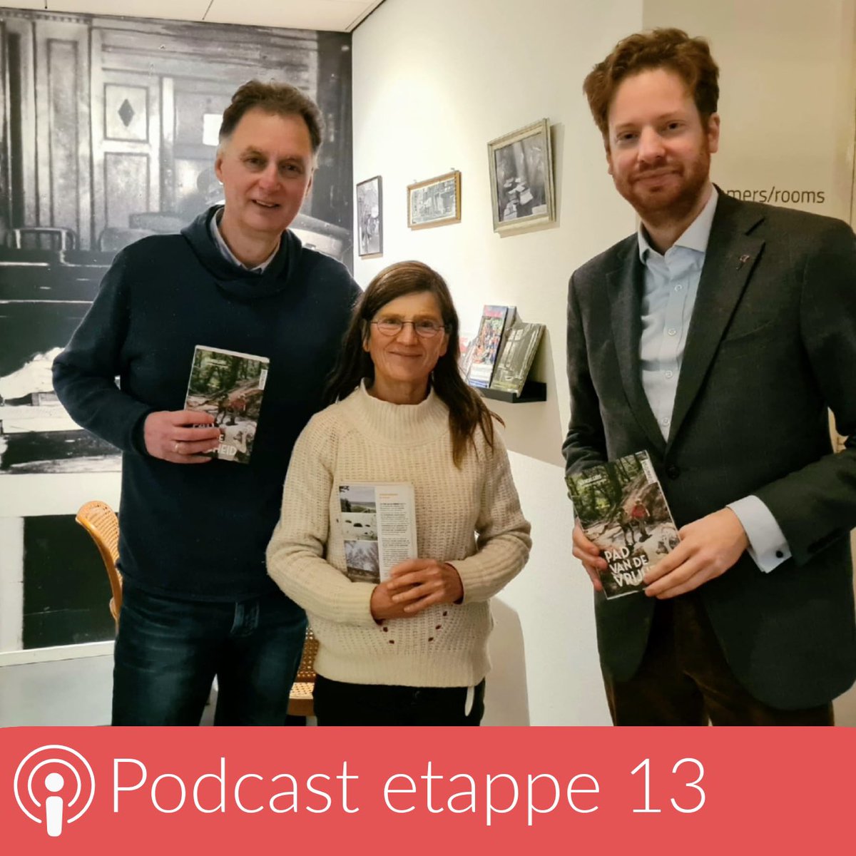 Burgemeester <a href="/floorvermeulen/">Floor Vermeulen</a> is de gastwandelaar in de laatste editie van de podcast van het Pad van de Vrijheid. Een mooi gesprek bij Hotel de Wereld, het begin-en eindpunt van de wandelroute. Je luistert de aflevering hier: padvandevrijheid.nl/podcast-etappe…