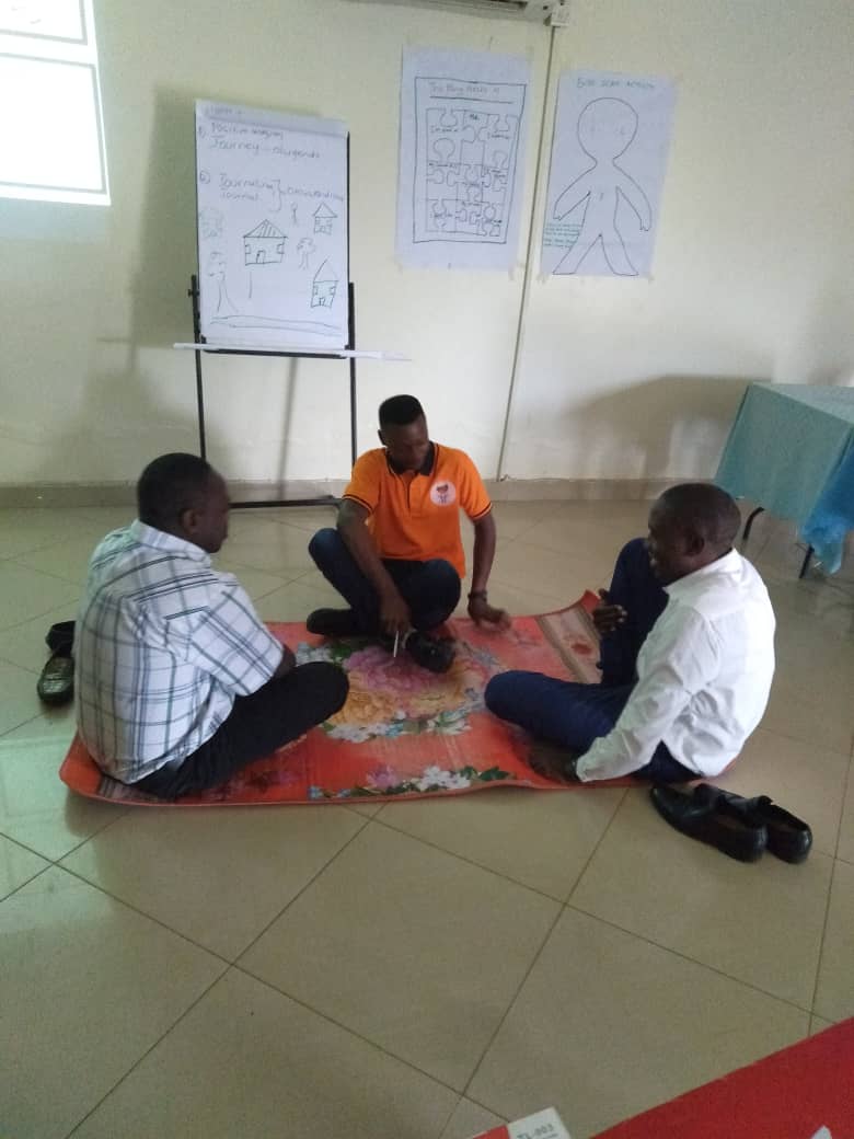 SeekGsp's tweet photo. SEEK GSP role play for adolescents during the training of health workers in Mukono District. #seekgsp #seekgsptraining #mentalhealth #groupsupportpsychotherapy https://t.co/Ui9x2IcWJ2
