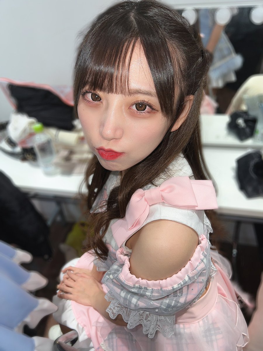 on-twitter-rt-3939-c5