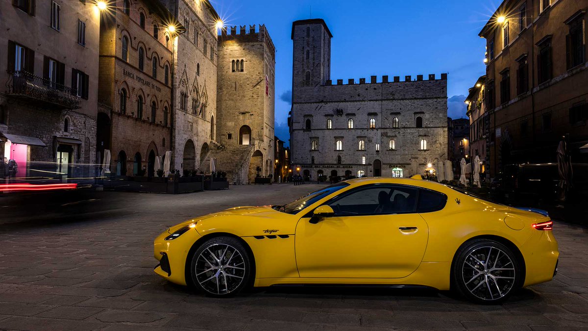 CARmagazine tweet picture