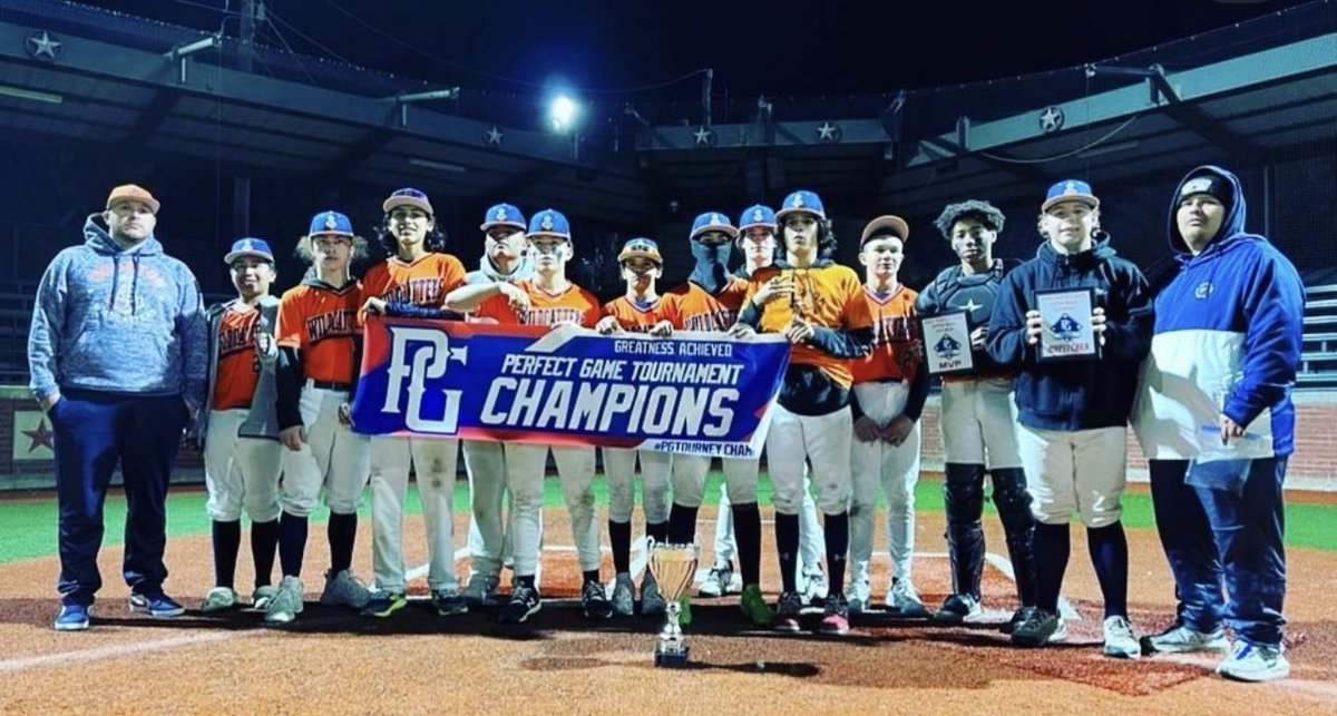 WildcattersBB's tweet photo. Wildcatters Barron 14u Won the championship this weekend.
Rylan Jackson won MVP Pitcher
Pablo Cavaluzzi won tournament MVP J
Help us celebrate this team in the comments! S
#Wildcatters #houstonwildcatters #texasselectbaseball #houstonselectbaseball https://t.co/wngZM7B1Aq