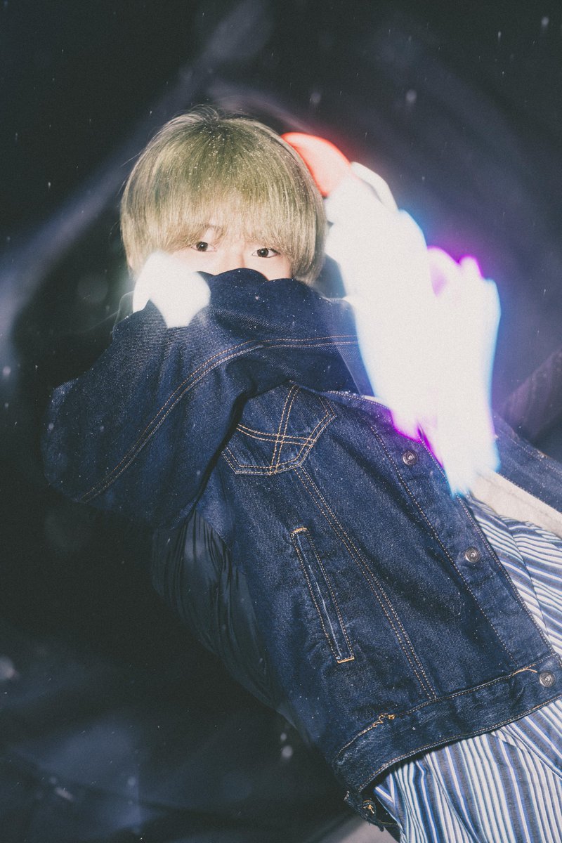 溶け込むほどの熱い雪の日
<a href="/kenshin_eizuka/">けんしん</a>