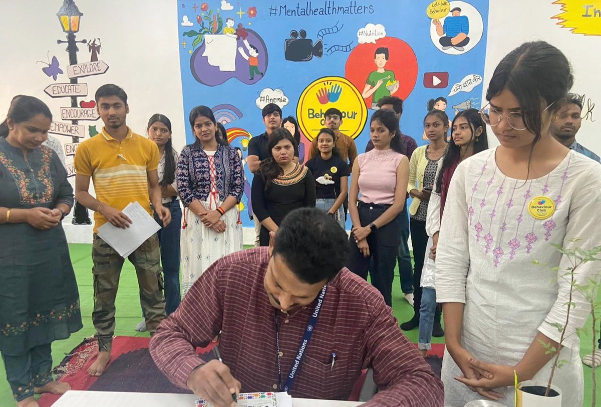 jobzachariah's tweet photo. ⏹️ What will #nudge positive behaviour of people? 

⏹️ To find this, UNICEF Chhattisgarh has set up 'Behaviour Club' (one of the first in India) in Guru Ghasidas Central University  @ggv_smc 

⏹️ Students will do hundreds of  social experiments to find the 'nudges' @ugc_india https://t.co/FFFm0nvMHD