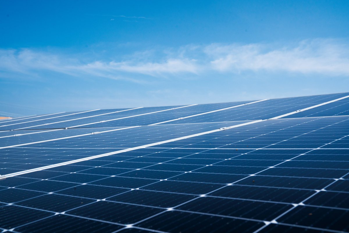 The best time to fit Solar was a year ago?
The next best time is now.
Call AEL today.
01302 746295
analogueelectrics.co.uk
#AELSolar #solarenergy #solarpanels #LoveNorthNotts