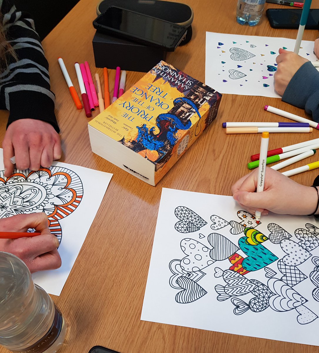 ArdAcadLibrary's tweet photo. Since it was #ChildrensMentalHealthWeek last week and #ValentinesDay yesterday, Book Club were doing some mindful colouring in today - hearts of course! Reminded Mrs V of Heartstopper so a book tie in too!! Mrs V loves when a plan comes together ๐๐
#ReadingIsGoodForYou https://t.co/o3J7cbcYAx