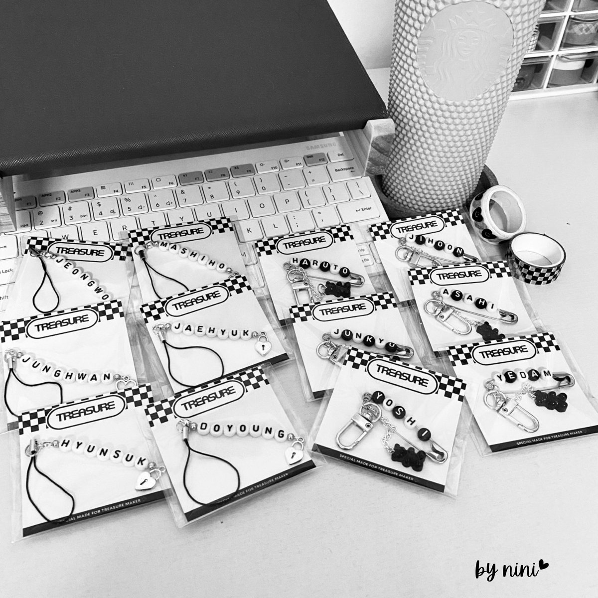 b4byhooney's tweet photo. 𝙁𝙍𝙀𝙀 𝙆𝙀𝙔𝘾𝙃𝘼𝙄𝙉 𝙁𝙊𝙍 #TREASUREinKL🖤

✦ Date : 11/03/2023
✦ Time &amp; place : TBA
✦ RT and like this tweet
✦ Pls read all the infos
✦ Drop your username in the reply (i will mention you on dday later) 

SEE YOU THERE🫶🏻

#TREASUREinMY #HELLOinMY #HELLOinKL https://t.co/o8i19LsXci