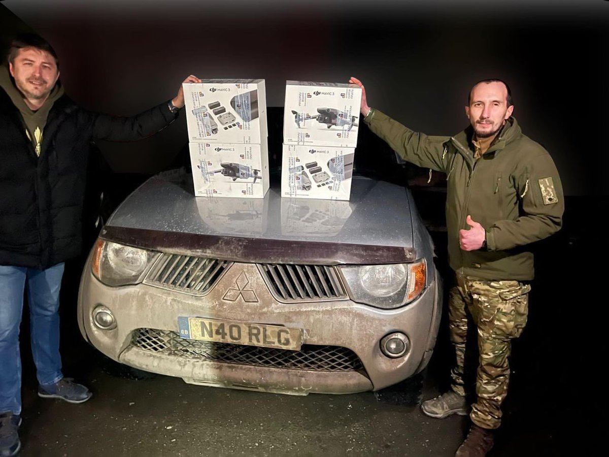 serhiyprytula's tweet photo. Трохи конкретики:
1 Президентська бригада оперативного призначення НГУ
Дрон DJI MAVIC 3 Fly More Combo - 2
Рація Motorola R7A VHF NKP - 15

30 ОМБр
Mavic 3 Fly More Combo - 4 шт

14 ОСБ
Дрон DJI MAVIC 3 Fly More Combo- 1

81 ОАеМБр
Дрон DJI MAVIC 3 Fly More Combo - 5 https://t.co/9t7W3zDEqV