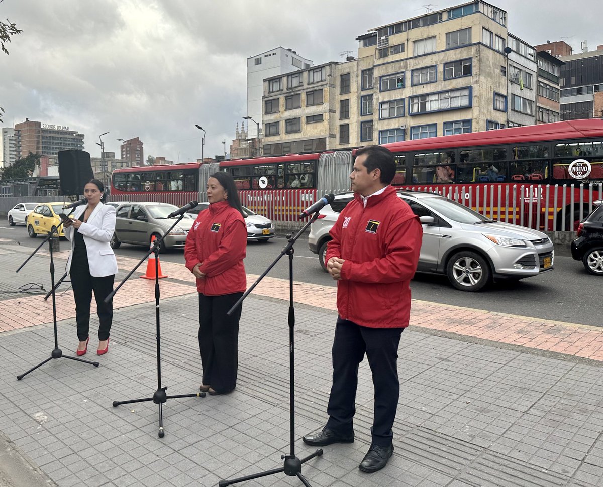TransMilenio tweet media