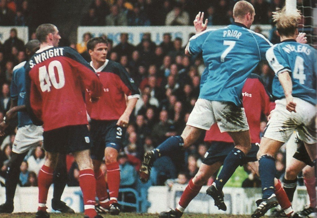 Tom Clark tweet media