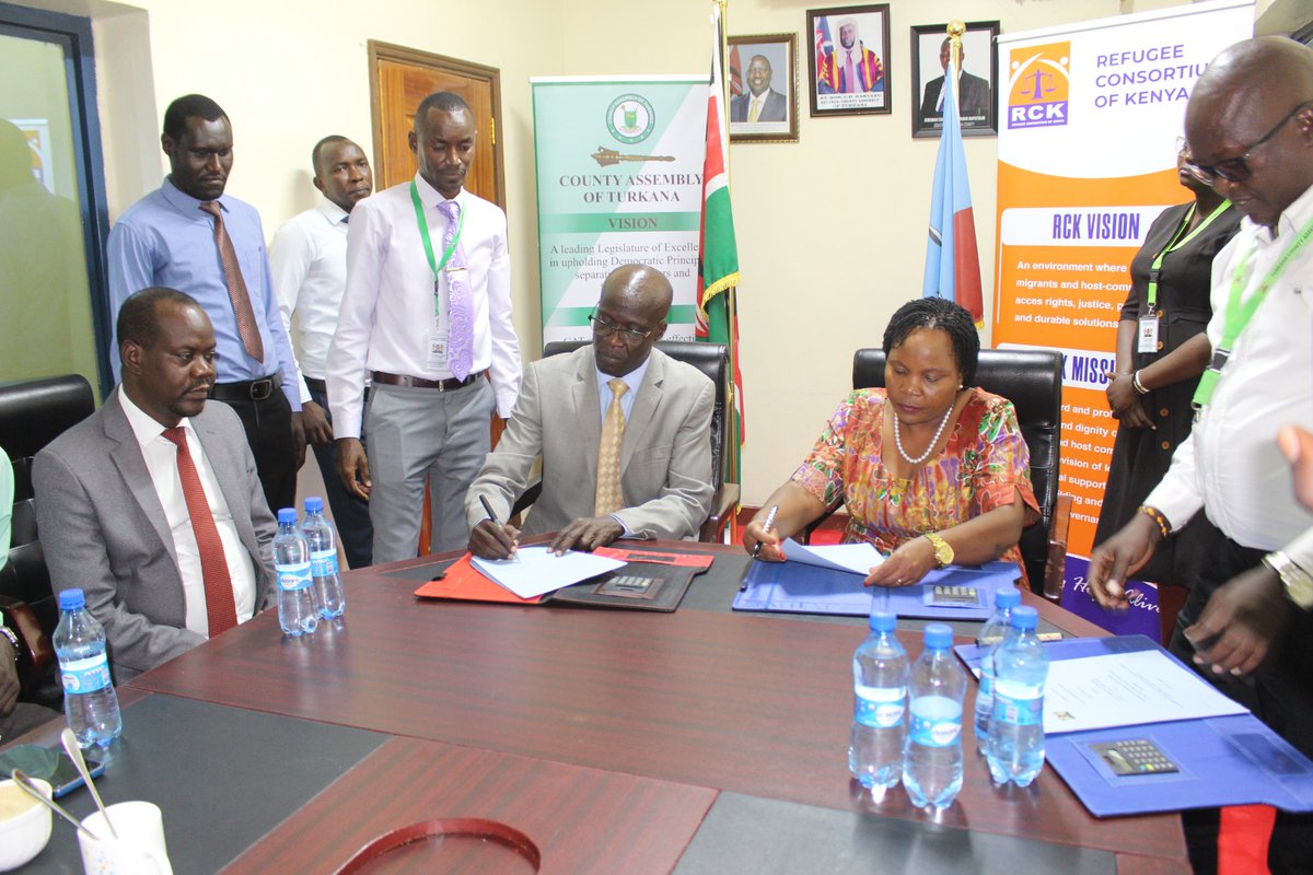 RCKKenya's tweet photo. Access to #justice is the central pillar to the realization of #HumanRights for all individuals. @RCKKenya &amp; @TurkanaAssembly signs another 5-year MOU to enhance citizen participation in legislation &amp; policy making. We pride ourselves in this valuable #partnership. @RCKDirector https://t.co/WfUGWeV6Bi