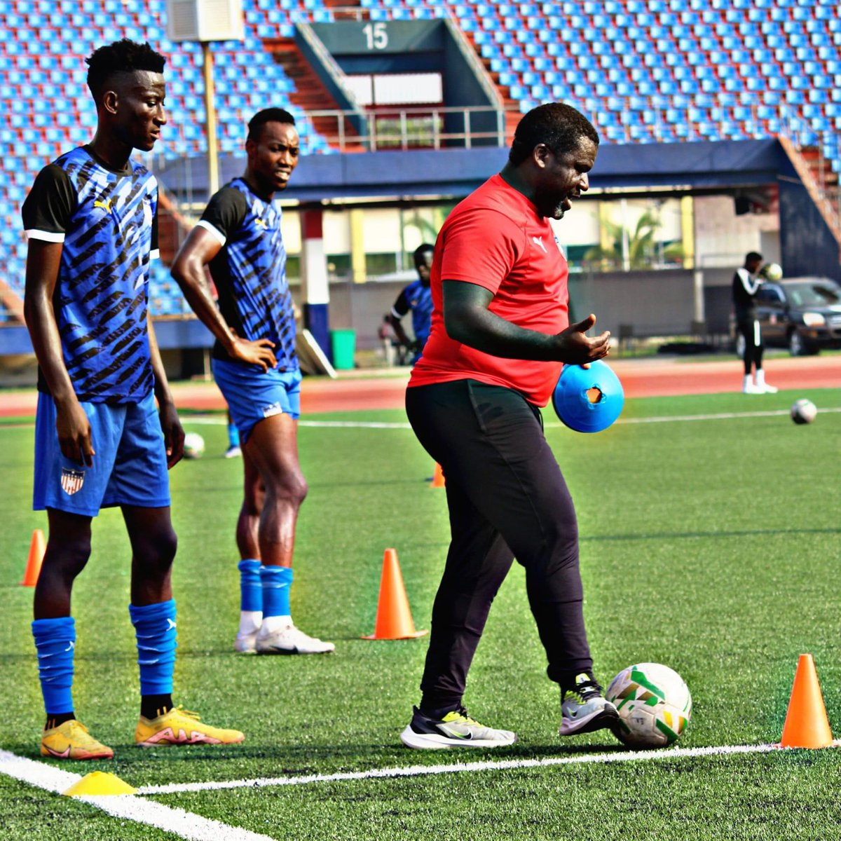 Coach Ansu Kieta preparation with the local players continue. Liberia is set to take on South Africa 🇿🇦 in March.