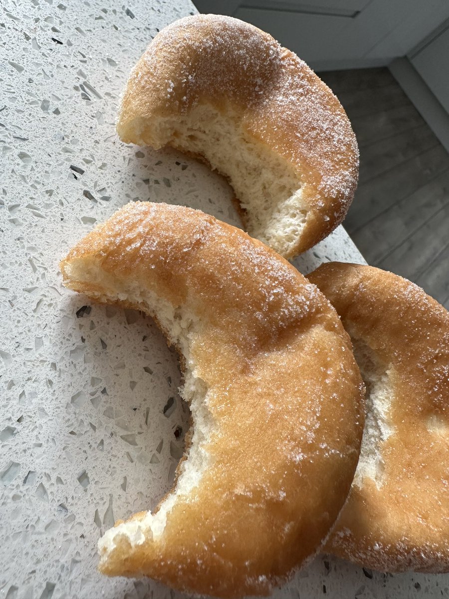 cow6490's tweet photo. @sainsburys hi. Bought a bag of custard doughnuts and there is no custard to be found. https://t.co/oPqgezlDfi