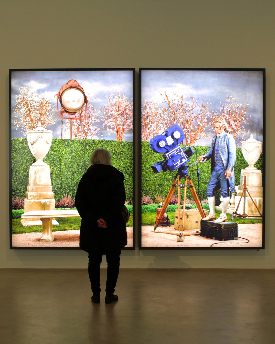HWSomerset's tweet photo. 🖼️ Highlights from our after-hours public walkthrough of ‘Rodney Graham. Getting it Together in the Country’ and ‘The New Bend’ curated by @LegacyRussell at #HWSomerset.
🗓️Visit both exhibitions until 8 May: https://t.co/QUE8bWlctg
#RodneyGraham #TheNewBend https://t.co/0dnx193hwY