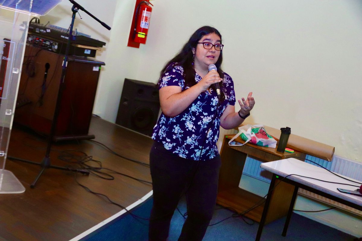 ¡Meta cumplida! 💜✊
👉 Cerca de 50 profesionales de las comunicaciones,Oirs y representantes de Servicios Públicos de Los Ríos participaron del Taller de “Comunicación, género y Derechos Humanos”, iniciativa realizada en el marco del mes de la prensa #Valdiviacl <a href="/vocerialosrios/">Vocería de Gobierno Los Ríos</a>