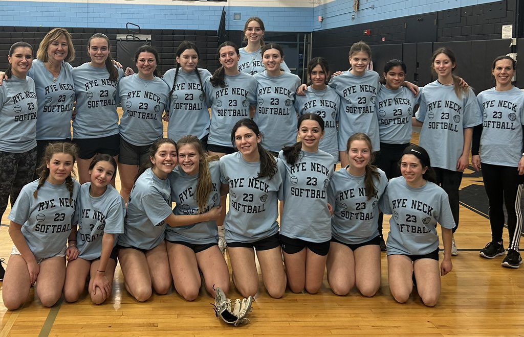 Rye Neck Softball tweet media