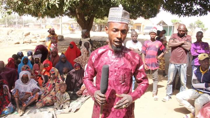 Johnballyidea's tweet photo. At our grassroots campaign in Azare Hawul LGA, we gave everyone the opportunity to speak with us and ask any questions they had. We were able to adequately address every question.
#johnbally4senate
#love
#SoworeMagashi2023
#AfricanActionCongress
#WeCantContinueLikeThis https://t.co/StJLofKMxB