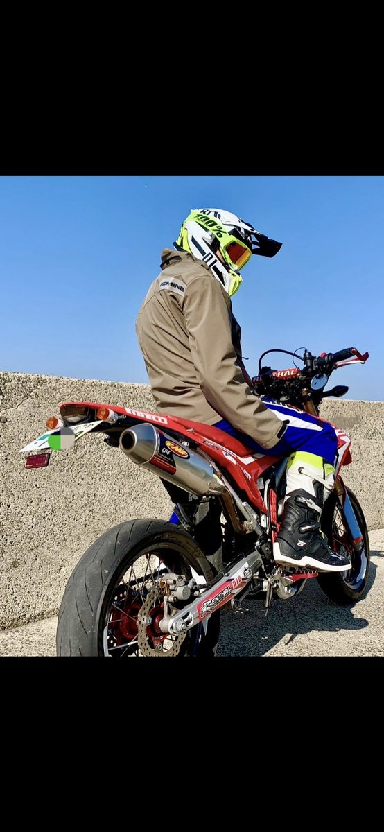 mw5ewSu4lDWKUt4's tweet image. #バイク乗りとして自己紹介  

❇️❇️❇️❇️❇️❇️❇️
名前 : トリッキー
性別 : 男
年齢 : おっさん
住居 : 鳥取県
身長 : 178センチ
愛車 : CRF250L
免許 : 大型二輪免許 他
好き : ツーリング
一言 : オッサンライダーです。よろしくお願います👍
お気軽にフォロー下さい。
#バイク