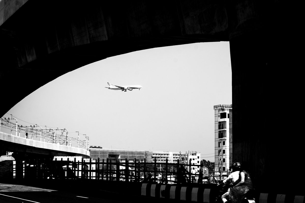 mnayeemj's tweet photo. Random Street photographs https://t.co/NeFxDjXOcu