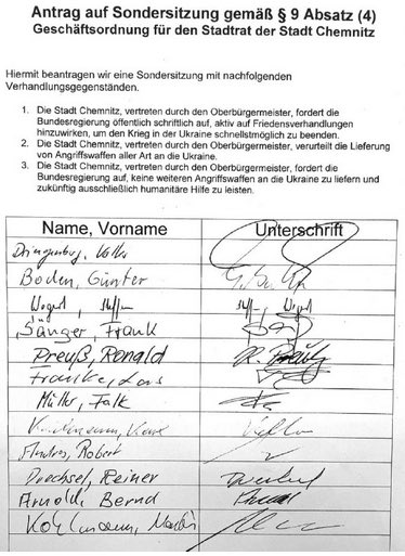 kerstinkoeditz's tweet photo. Gemeinsamer Antrag von #AfD + #FreieSachsen im Stadtrat #Chemnitz. Erster Unterzeichner: AfD-MdL Volker Dringenberg. #FreieSachsen bezeichnen Zusammenarbeit mit #AfD als „Vorbildcharakter“. Damit ist alles zum Unvereinbarkeitsbeschluss der #AfD gesagt. Leere Worte, mehr nicht. https://t.co/EMRfaqQqeN