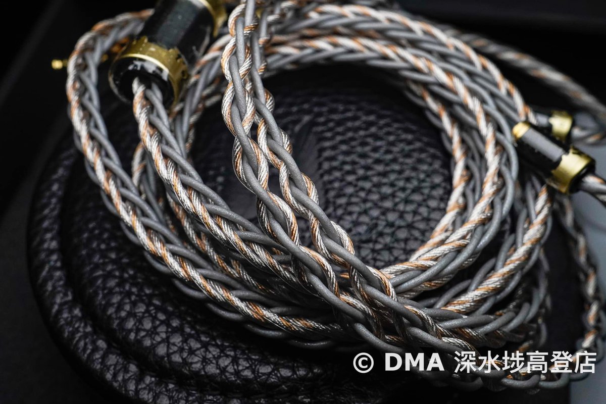 kinera13's tweet photo. First batch with limited stock, first come, first served
Go check out with DMA 泛音 🇭🇰🇭🇰
Crystal of Truth - Kinera Orlog 8 core ( ONE OF 400 )
Collab Project with Effect Audio
Learn More https://t.co/TYkIqc5Er3
#kinera #imperial #orlog #effect #audio https://t.co/l7ARG8ERRs