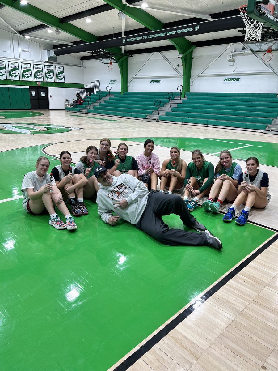 I forgot to post this yesterday but Coach Hottell brought in a little gift for the girls on Valentine’s Day! #RaiderHoops #onceaRaider