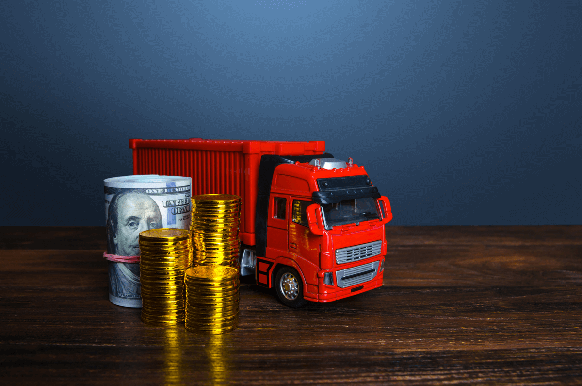 🤔 It may be challenging to understand what is included in the #hauling price. 💰
😄 We'll walk you through the most important #logistics cost points and reveal the #shipping price elements 💵 we use in our business when transporting #vehicles 👉: cutt.ly/k3P5xd0