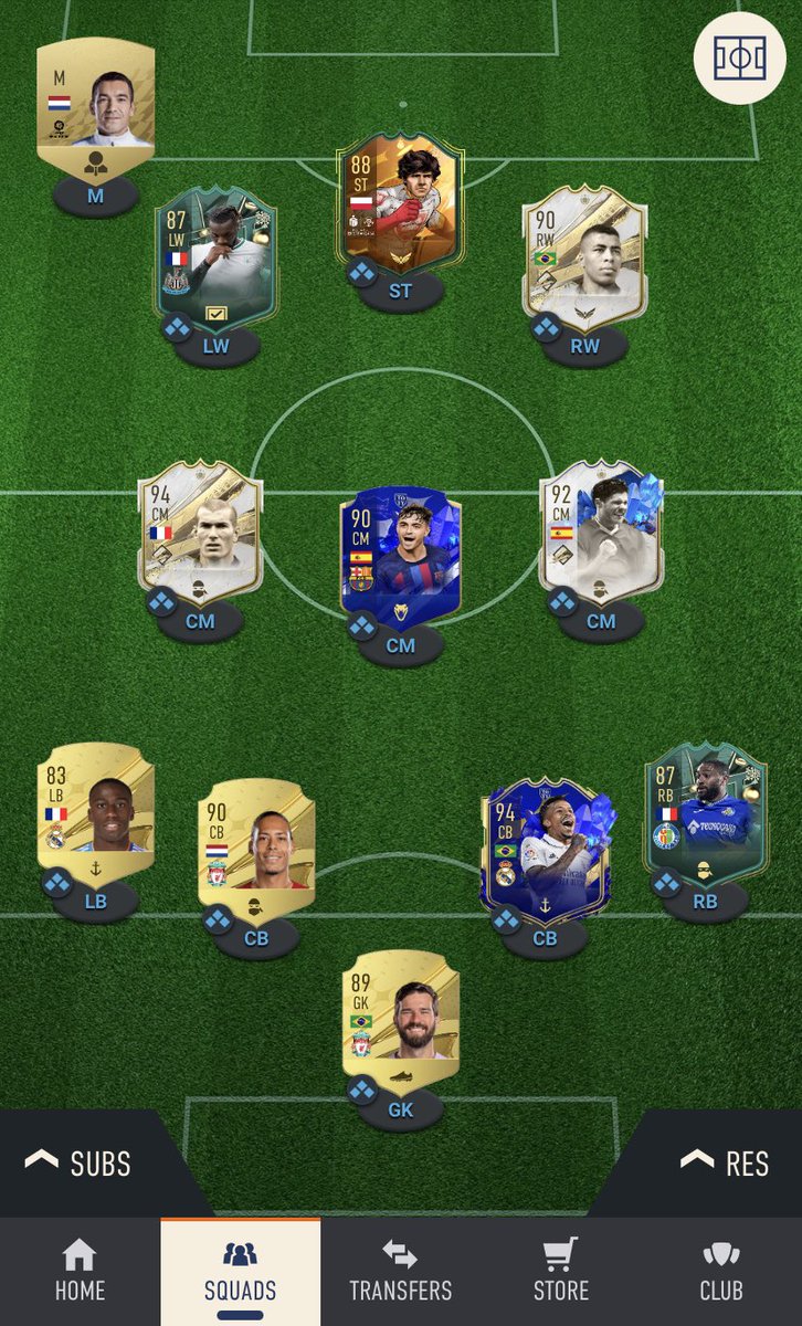 Ali3k4's tweet photo. @FIFA22_INFO 700k budget for replacements https://t.co/X4dr4p8DMD