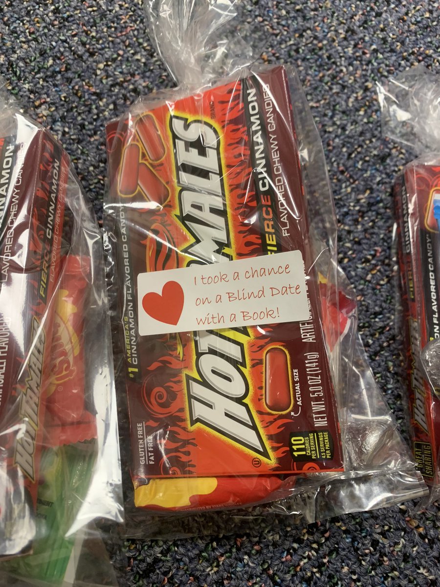 21stStacy's tweet image. We had our 1st book finisher! @Davis_Academy #davis6 #blinddatewithabook