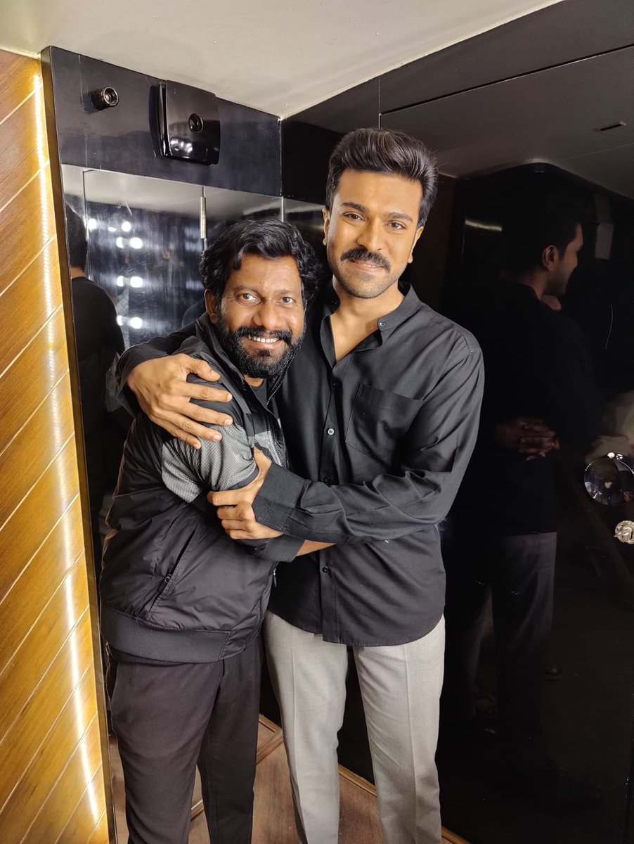 BuchiBabuSana's tweet photo. Thank you very much @AlwaysRamCharan❤️🤗🙏🏼 Sir for making this birthday more special n memorable..I am also eagerly waiting to get on to the sets soon sir...I will definitely live up to the trust you kept on me sir...God Bless🙏🏼

Thank you one and all for ur warm wishes 🙏🏽 https://t.co/2ARuicPxq7
