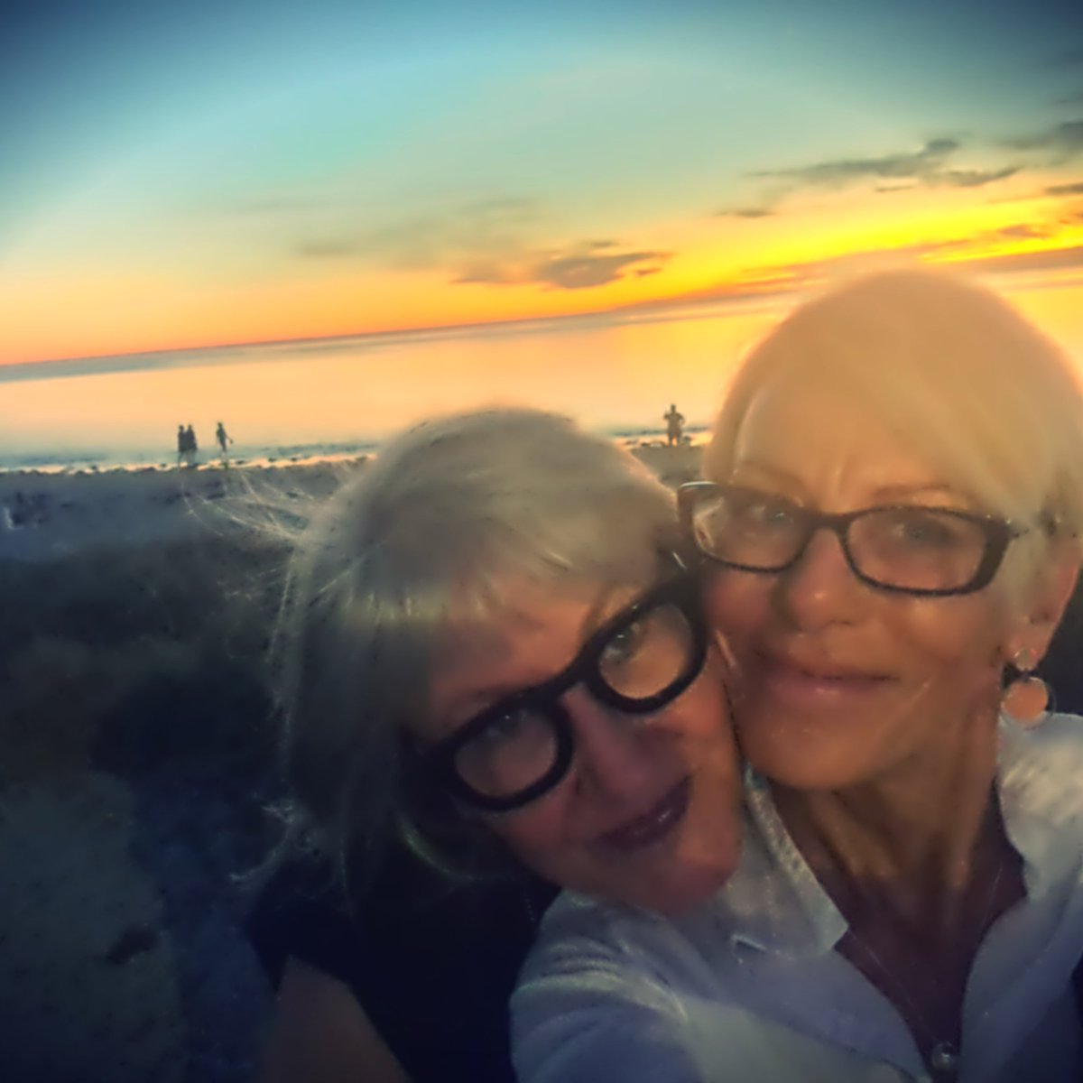 MorrisJaynie's tweet photo. Thrilled to be hosting my dear friend @janine_hendry in Adelaide this Thursday for our SheroesUnlimited Chinese new year fundraising lunch House of Chow talking equality, life and what's next from this dynamic change maker 💃
#womenwithvision #womenofinfluence #empoweringwomen https://t.co/Ch5hw0MepI