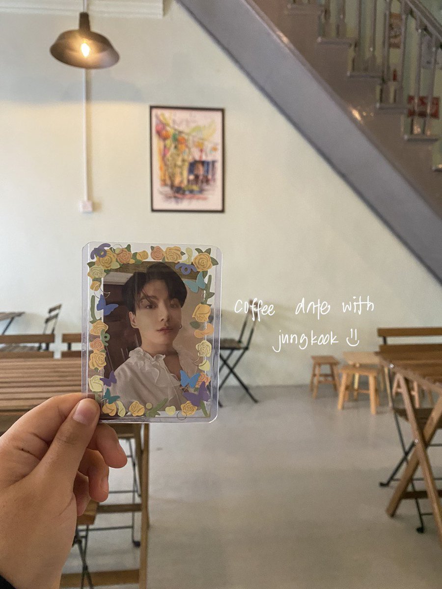 aesy00ng's tweet photo. note(s);
-please refer to the latest tweet for an update price/trade
-if you are buying with me, you can ask for a nego according to your budget 
-trusted ? please refer  #feedbacktheazihaaa
-postage wm: rm7 em: refer poscode
-main acc theazihaaa https://t.co/jTdoMNkXBZ