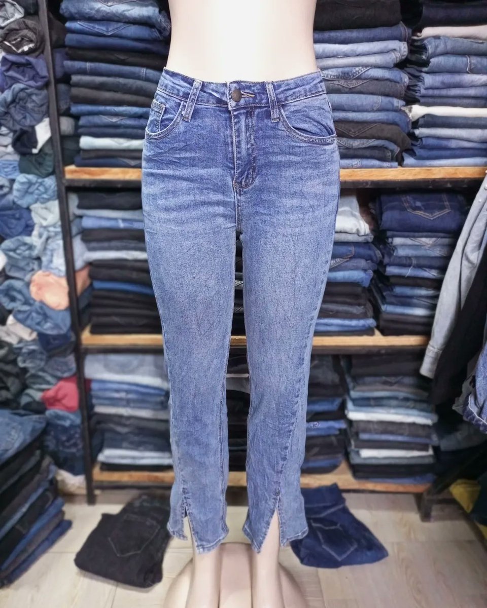 FullJeans_store's tweet photo. https://t.co/focioGPAdj