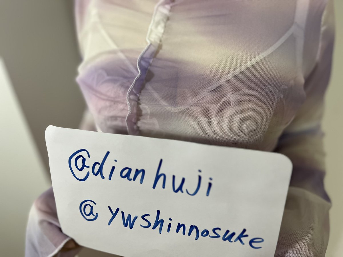 ywshinnosuke's tweet photo. 举牌🪧，幸苦老板～
@dianhuji
@dianchenb https://t.co/UVngpmkOdI