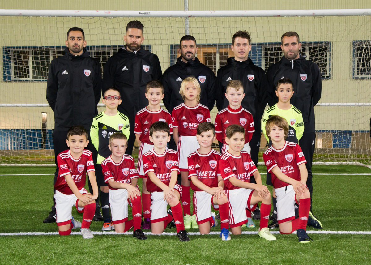 DV7AcademyMad's tweet photo. 🫶🏼 ¡Os presentamos a los más peques de nuestro club! DV7 Madrid Prebenjamín temporada 2022/23.

#BeTheNextDavidVilla @Guaje7Villa 
#FeedYourDreams @226ERS @MetaFootballWd https://t.co/Y6Xez3ynGT